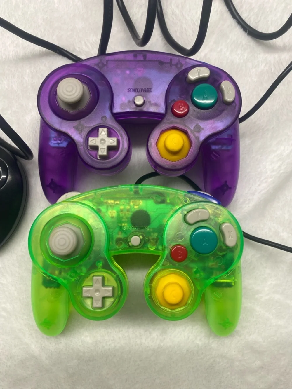 video game controller lot Sega & Game Cube
